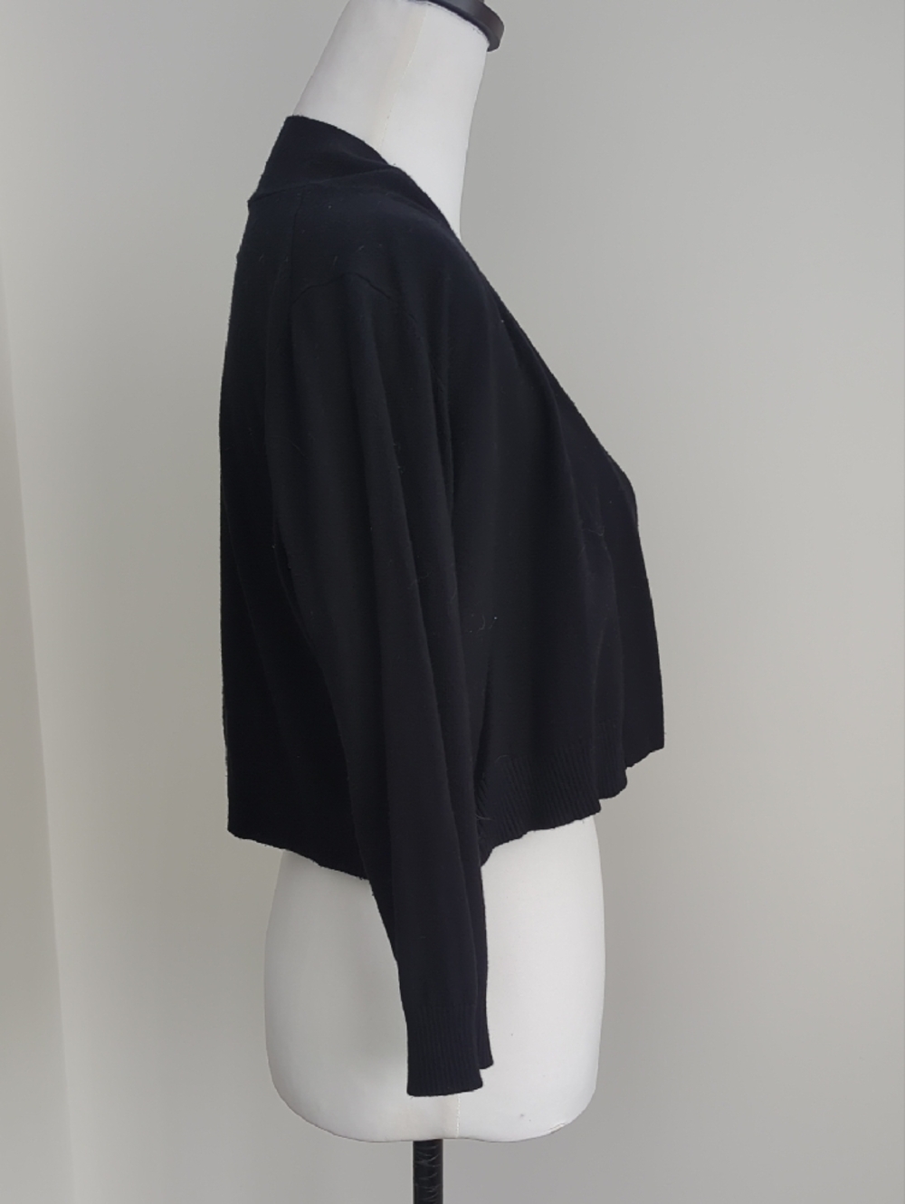 Cynthia Rowley Black Knit Cropped Open Front Cardigan Shrug LARGE - Picture 6 of 7
